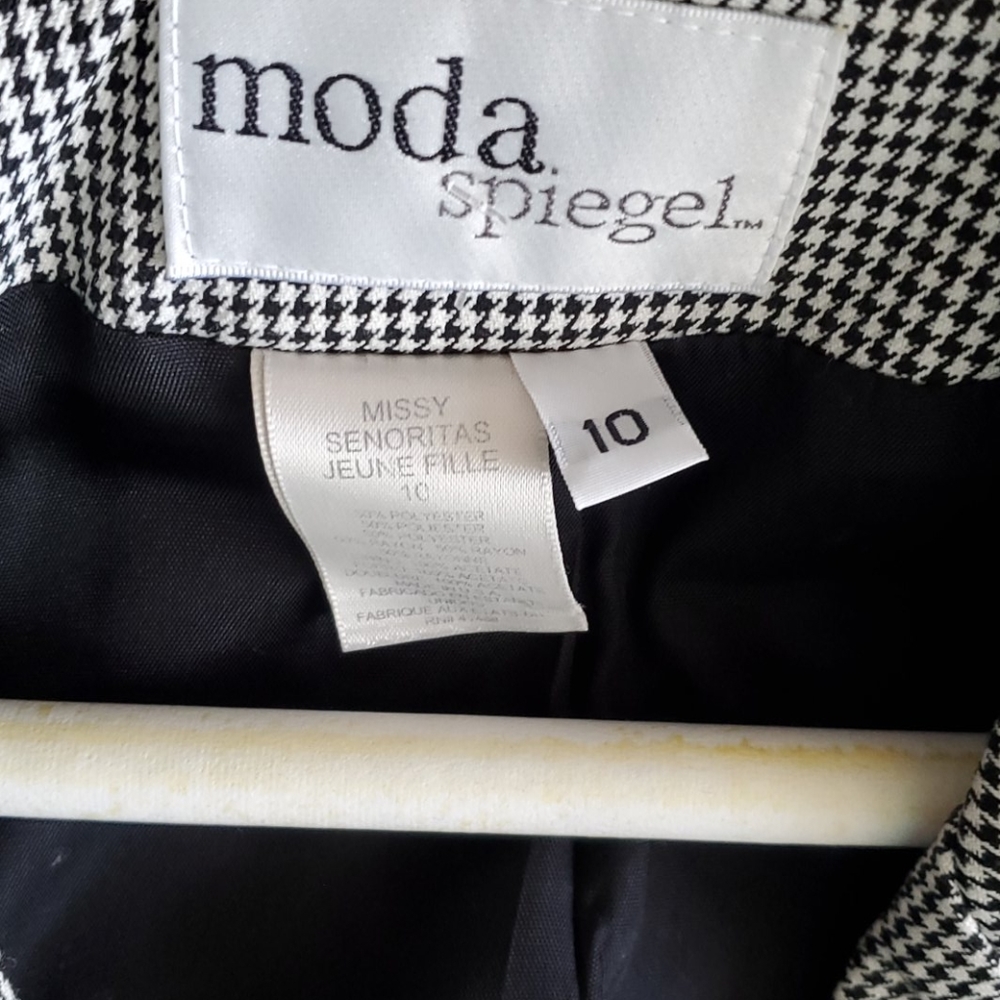 Suit coat - Picture 5 of 8